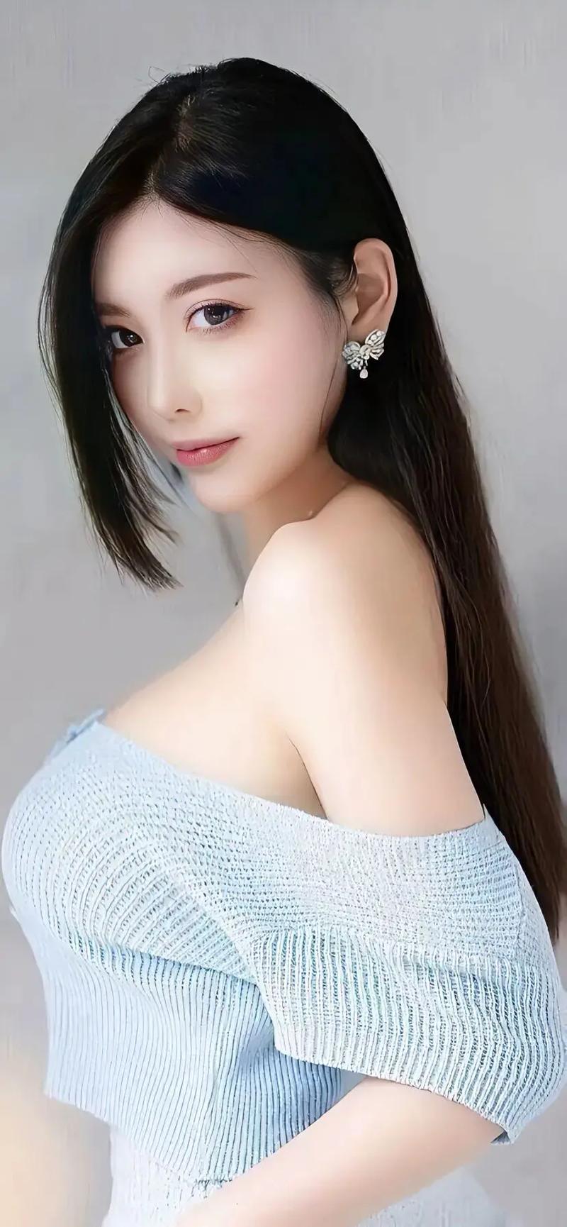 麻将胡了网址露开全胸襟t恤网站 - 露开